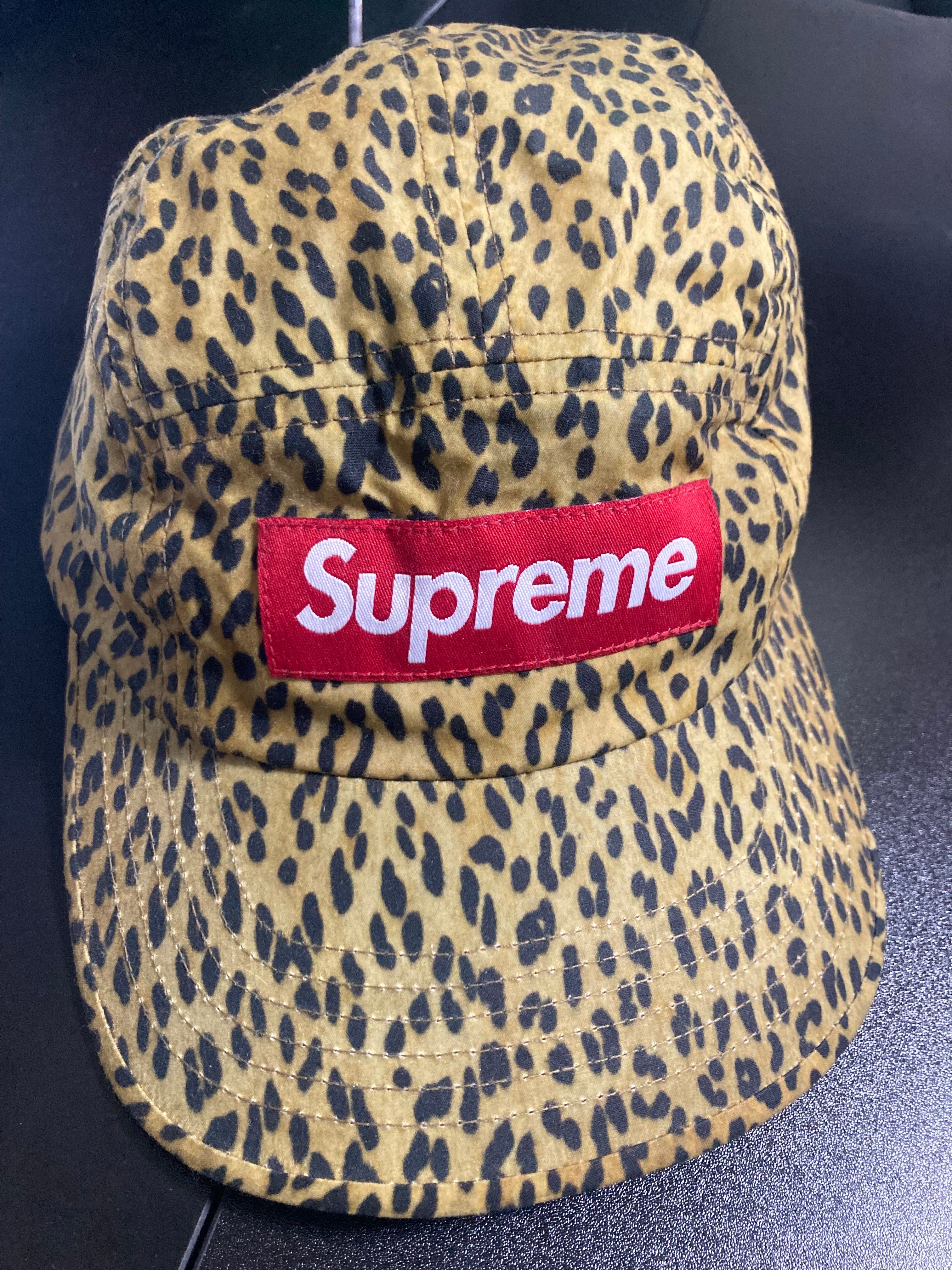 Supreme Barbour Waxed Cotton Camp Cap "Leopard"