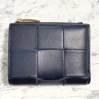 Bottega Veneta Casette Maxi Intrecciato Lambskin Calfskin Small Bi-fold Zippered Wallet "Space"