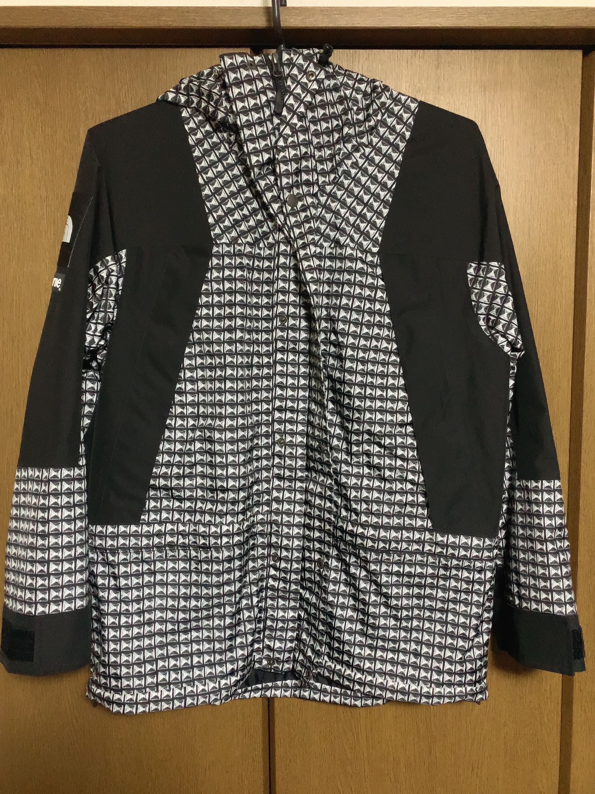 Supreme x The North Face Studded Mountain Light Jacket "Black"