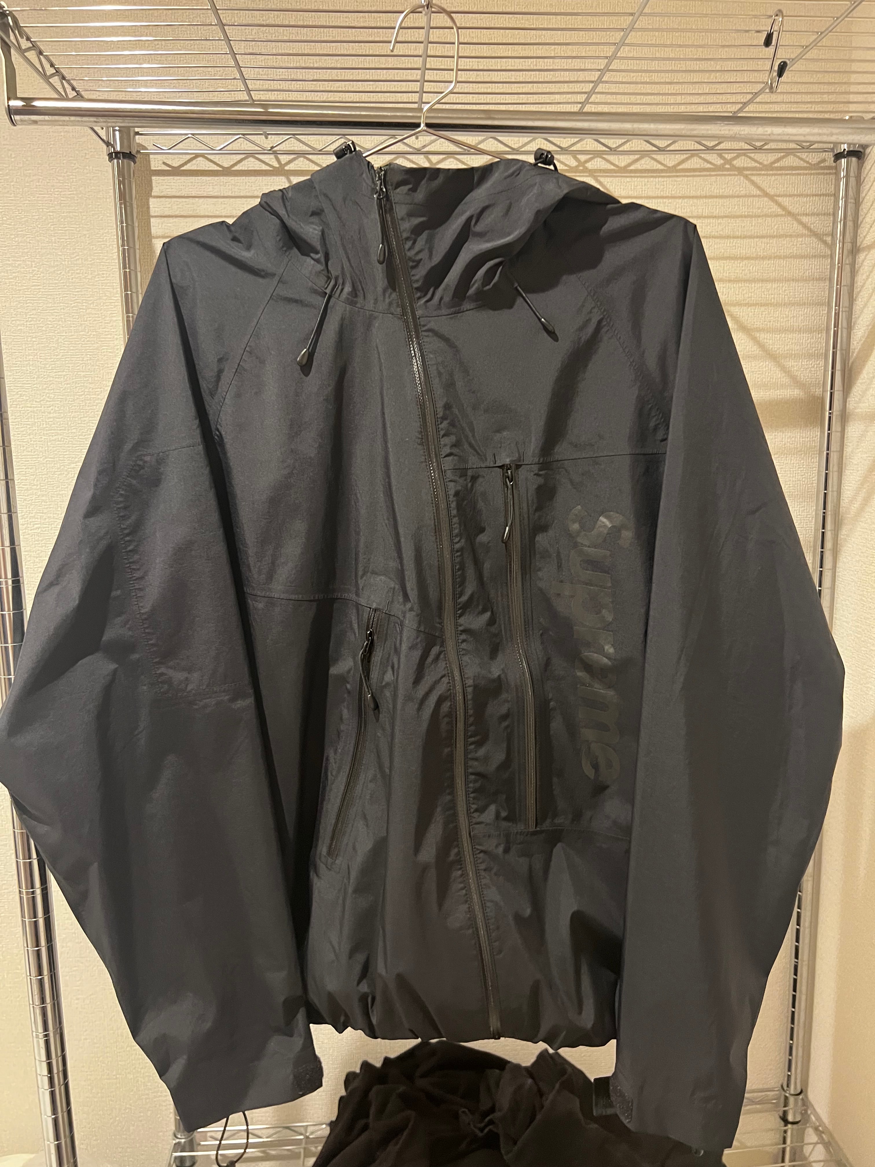 Supreme GORE-TEX Paclite Shell Jacket "Black"