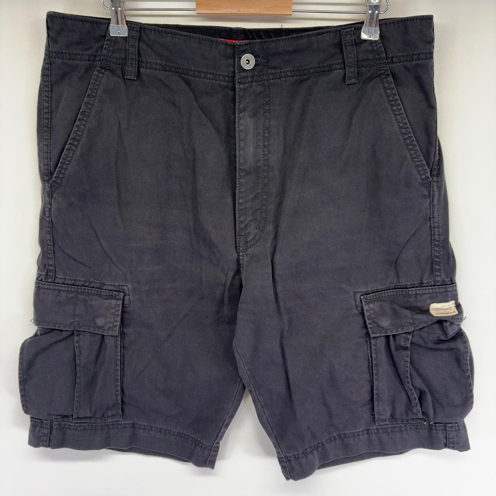 古着 リーバイス Levi's パンツ カーゴ ワンポイントロゴ 半ズボン ショーツ ショートパンツ ジッパーフライ w38  ブラック系 メンズ