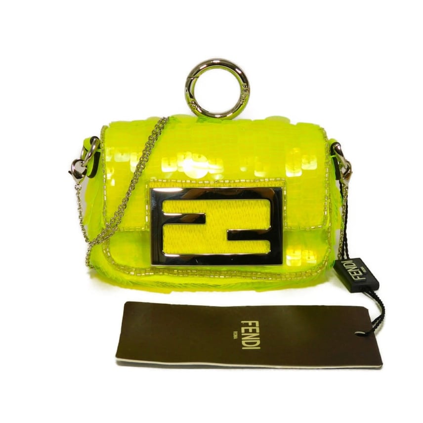 B (目立った傷や汚れなし)】FENDI フェンディ ナノ バゲット B (目立った傷や汚れなし)】FENDI フェンディ ナノ バゲット