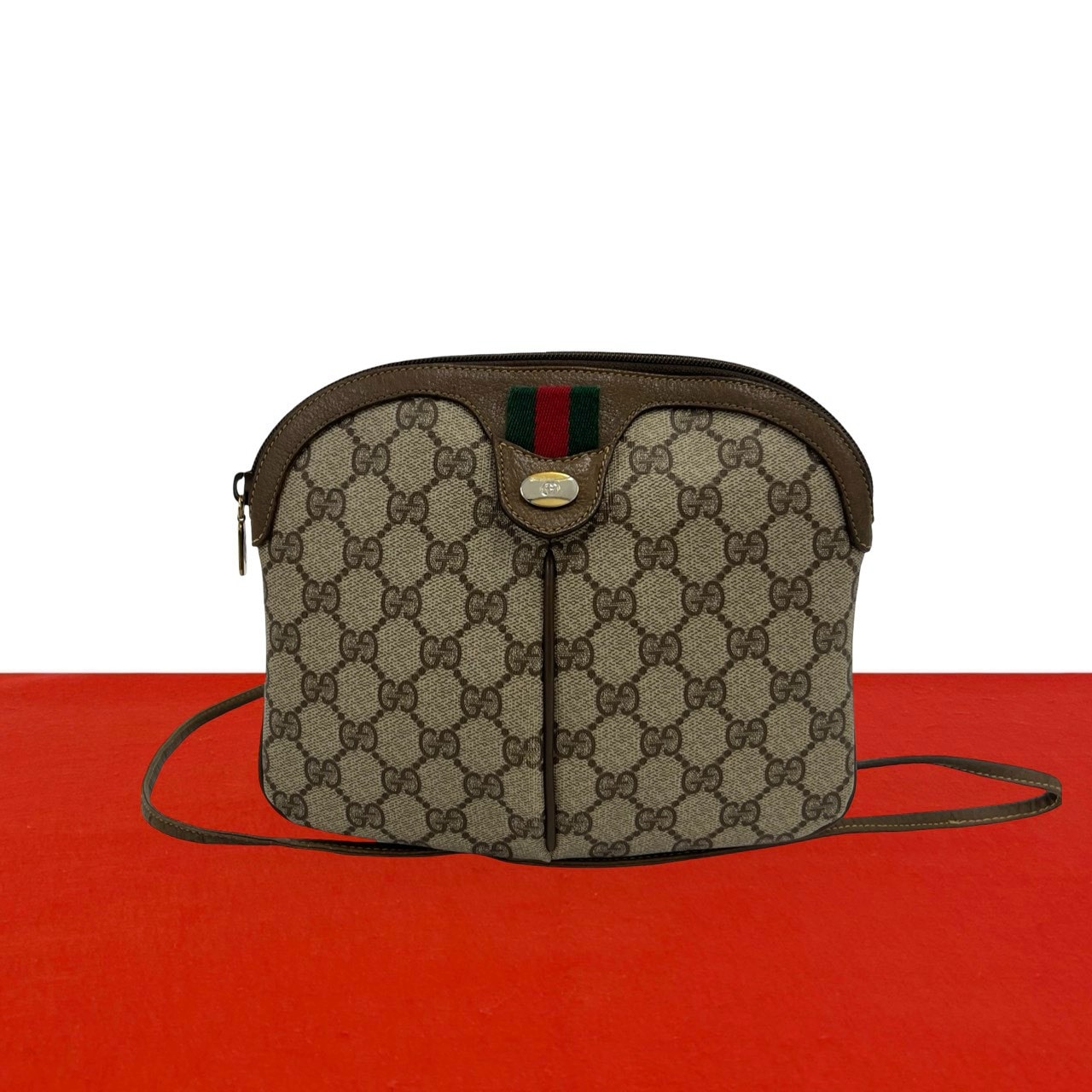 GUCCI グッチ シェリーライン GG ロゴ 金具 レザー PVC ショルダーバッグ ブラウン
 01829