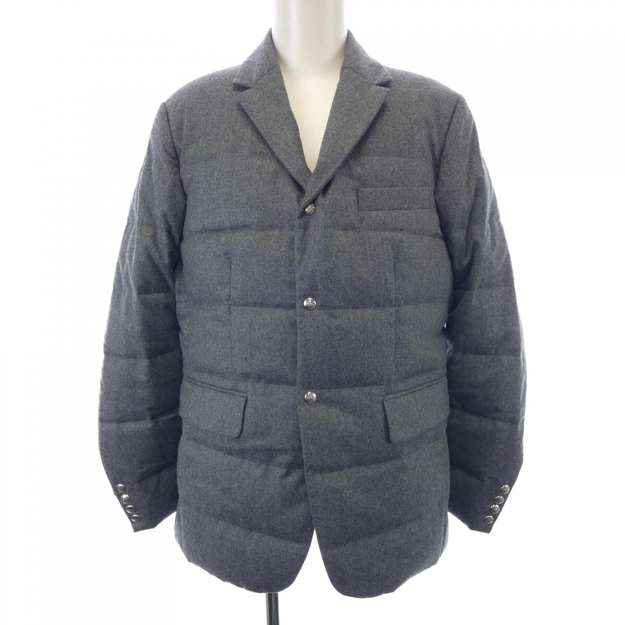 モンクレール MONCLER ダウンジャケット