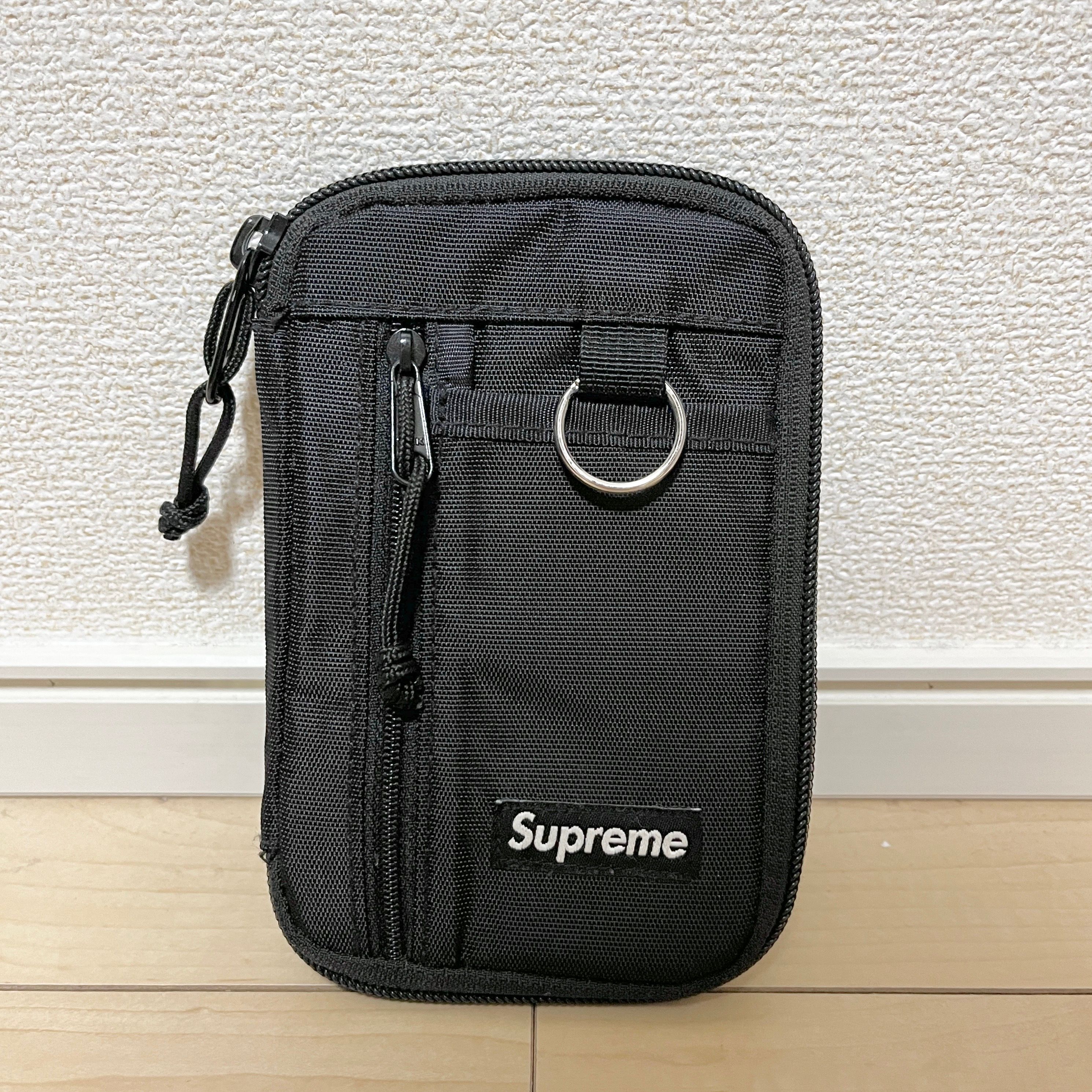 Supreme 19FW Small Zip Pouch 