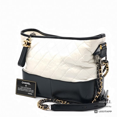 CHANEL シャネル ガブリエル ガブリエル 23692891 ショルダーバッグ Leather White Black レディース