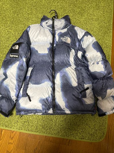 Supreme x The North Face Bleached Denim Print Nuptse Jacket "Indigo"