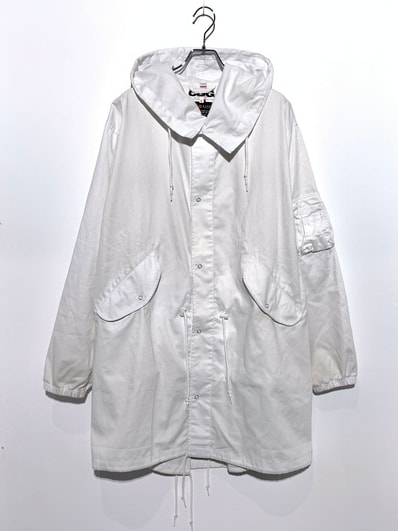 CDG ALPHA FISHTAIL PARKA White