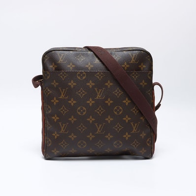 ヴィトン LV 2009年製 モノグラム トロターボブール ショルダーバッグ【中古】