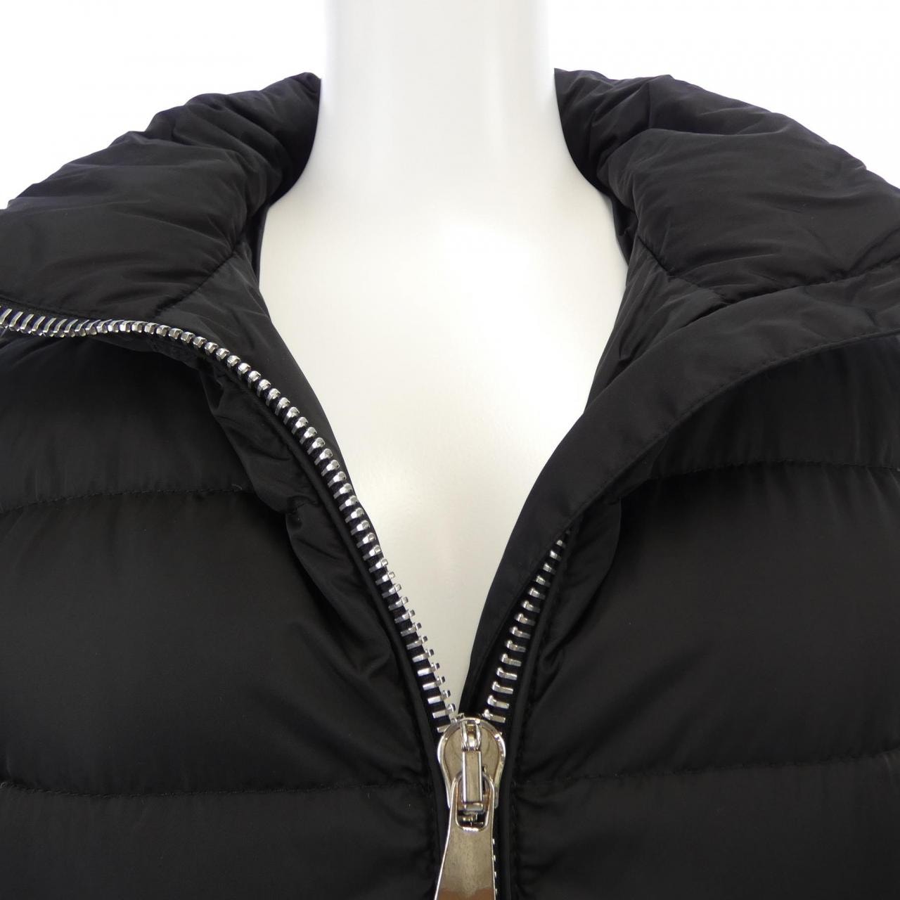 C (やや傷や汚れあり)】モンクレール MONCLER OROPHIN ダウンコート 1