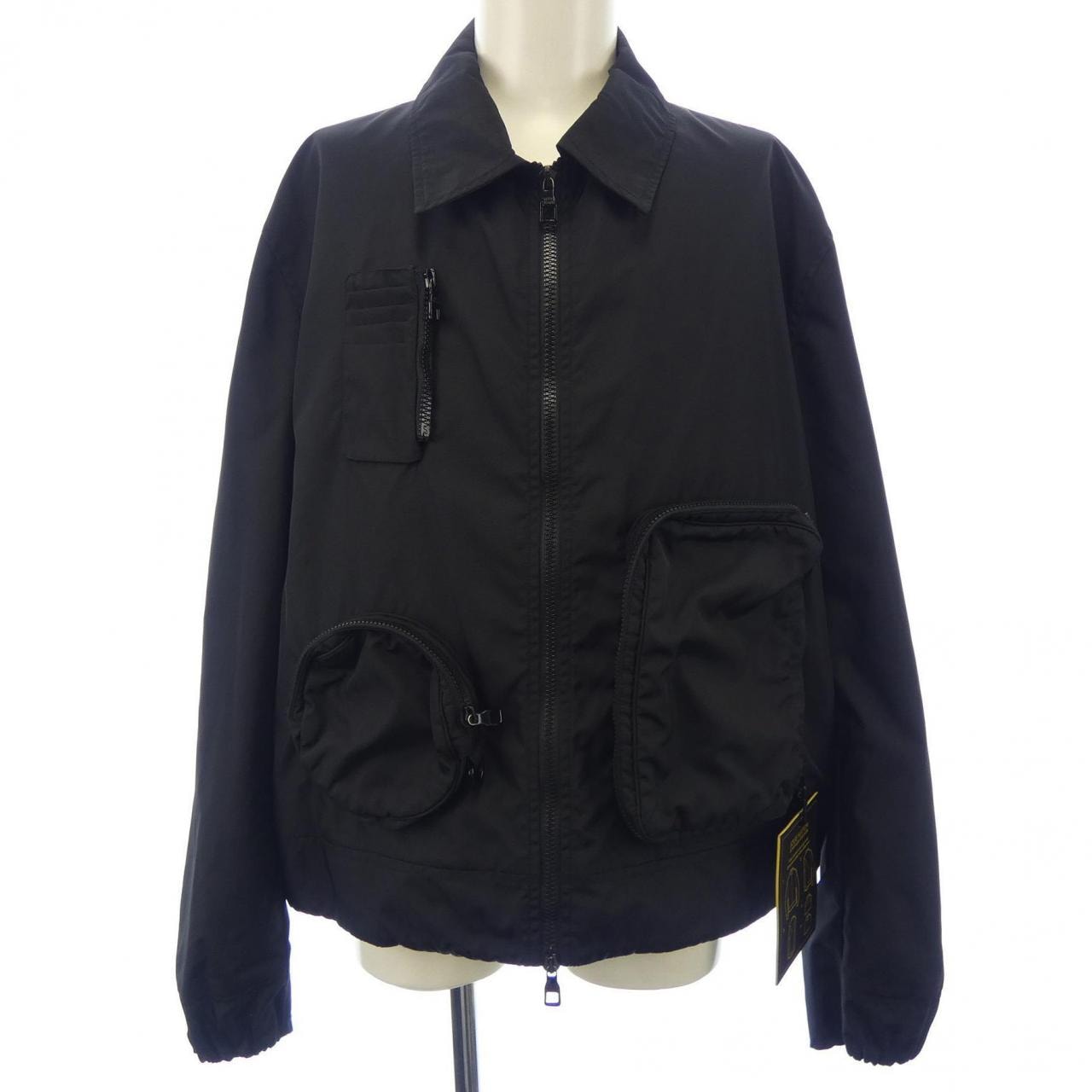 ルイヴィトン LOUIS VUITTON ナイロンユティリティジャケット HIB46WRWK ジャケット