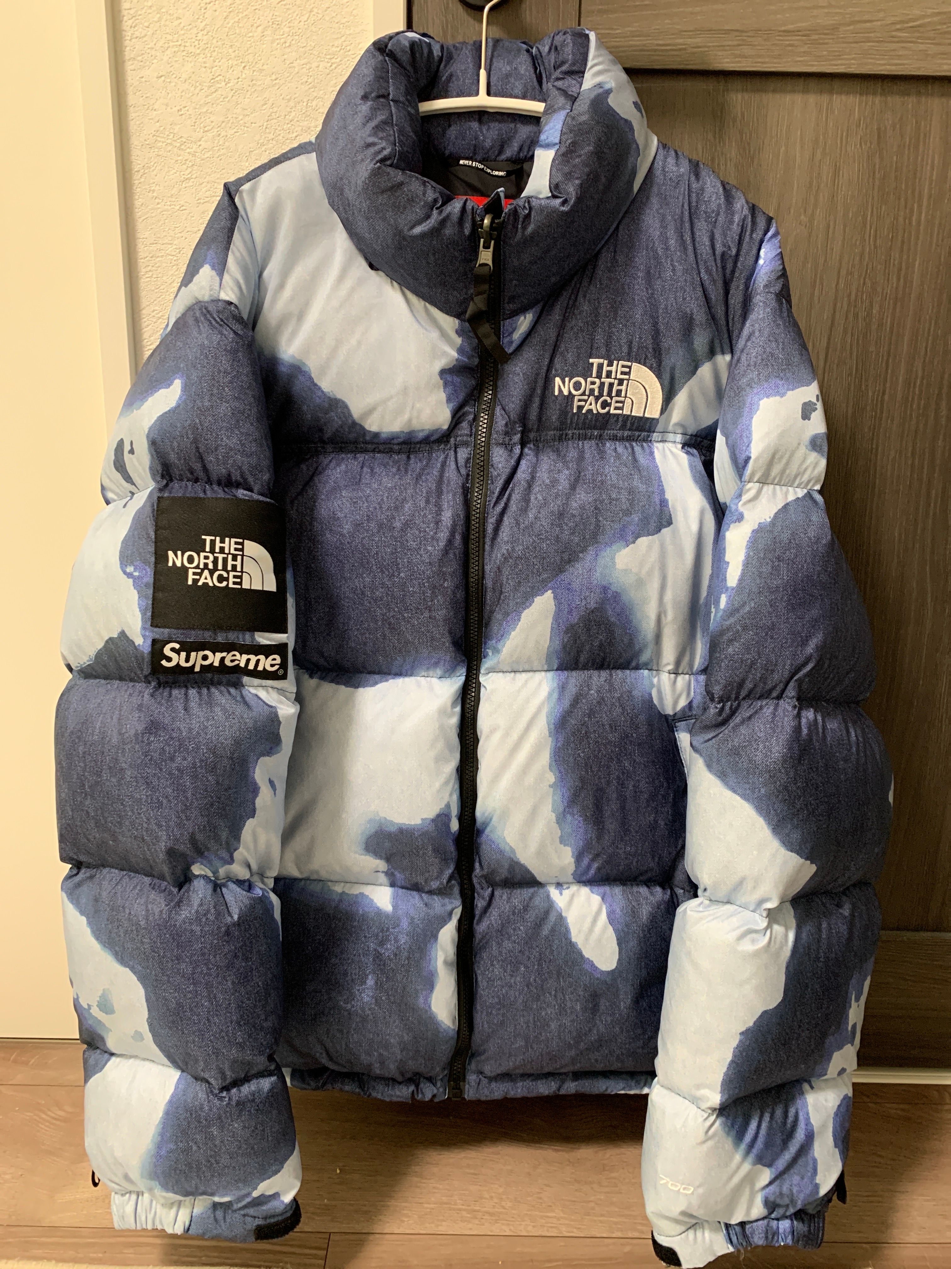 Supreme x The North Face Bleached Denim Print Nuptse Jacket "Indigo"