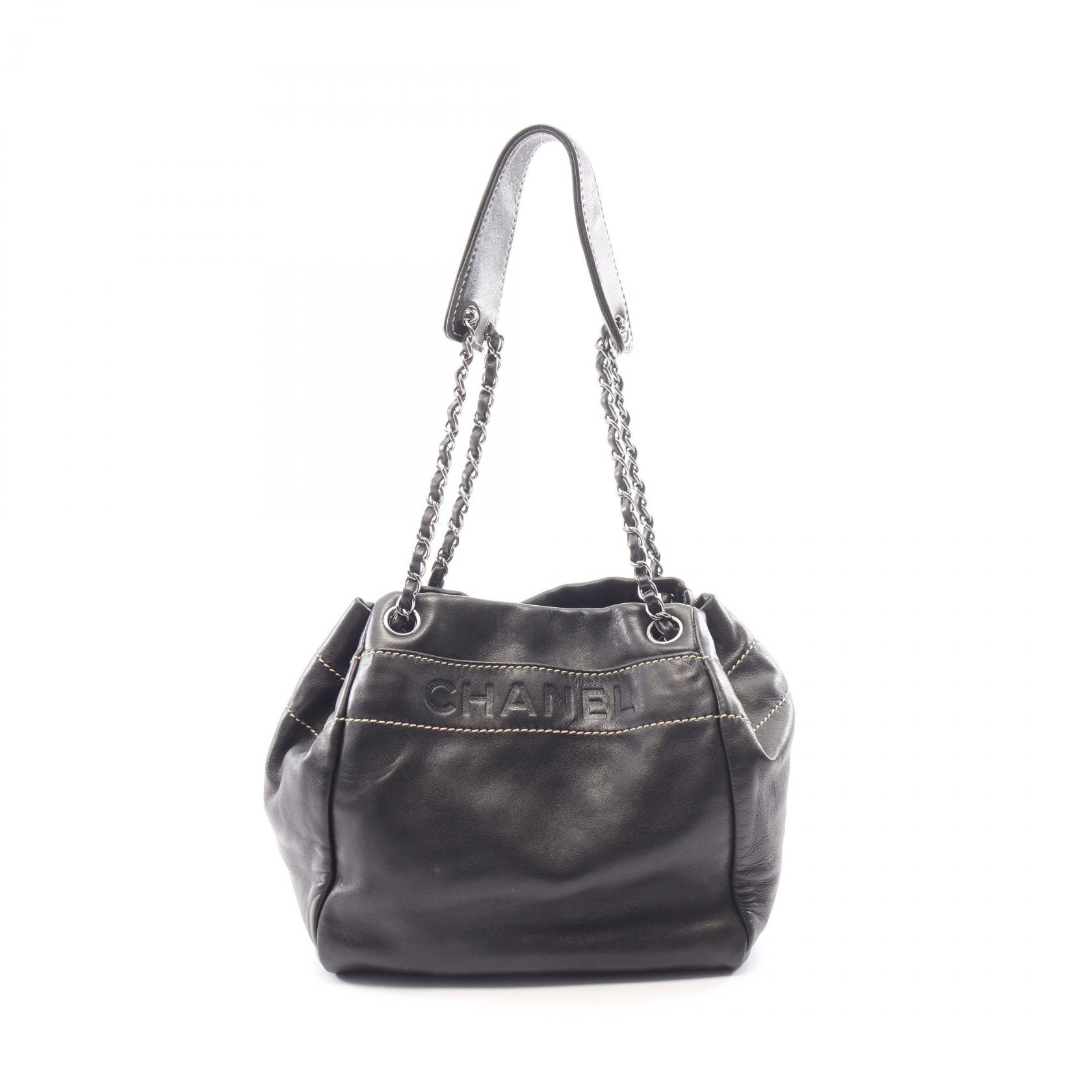シャネル CHANEL ロゴ ショルダーバッグ バッグ ラムスキン(羊革) レディース ブラック系 【中古】