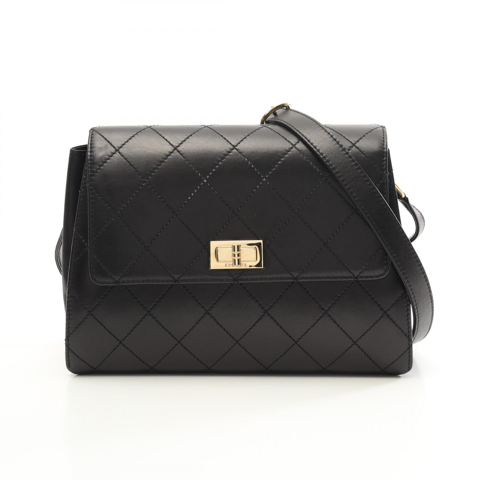 シャネル CHANEL 2.55 マトラッセ ショルダーバッグ バッグ ラムスキン(羊革) レディース ブラック系 【中古】