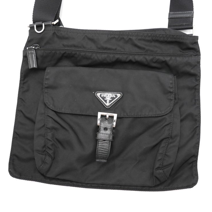PRADA(プラダ)テスート ヴィンテージ ショルダーバッグ クロスボディバッグ ブラック ナイロン レザー 三角ロゴ シルバー金具 レディース【中古】