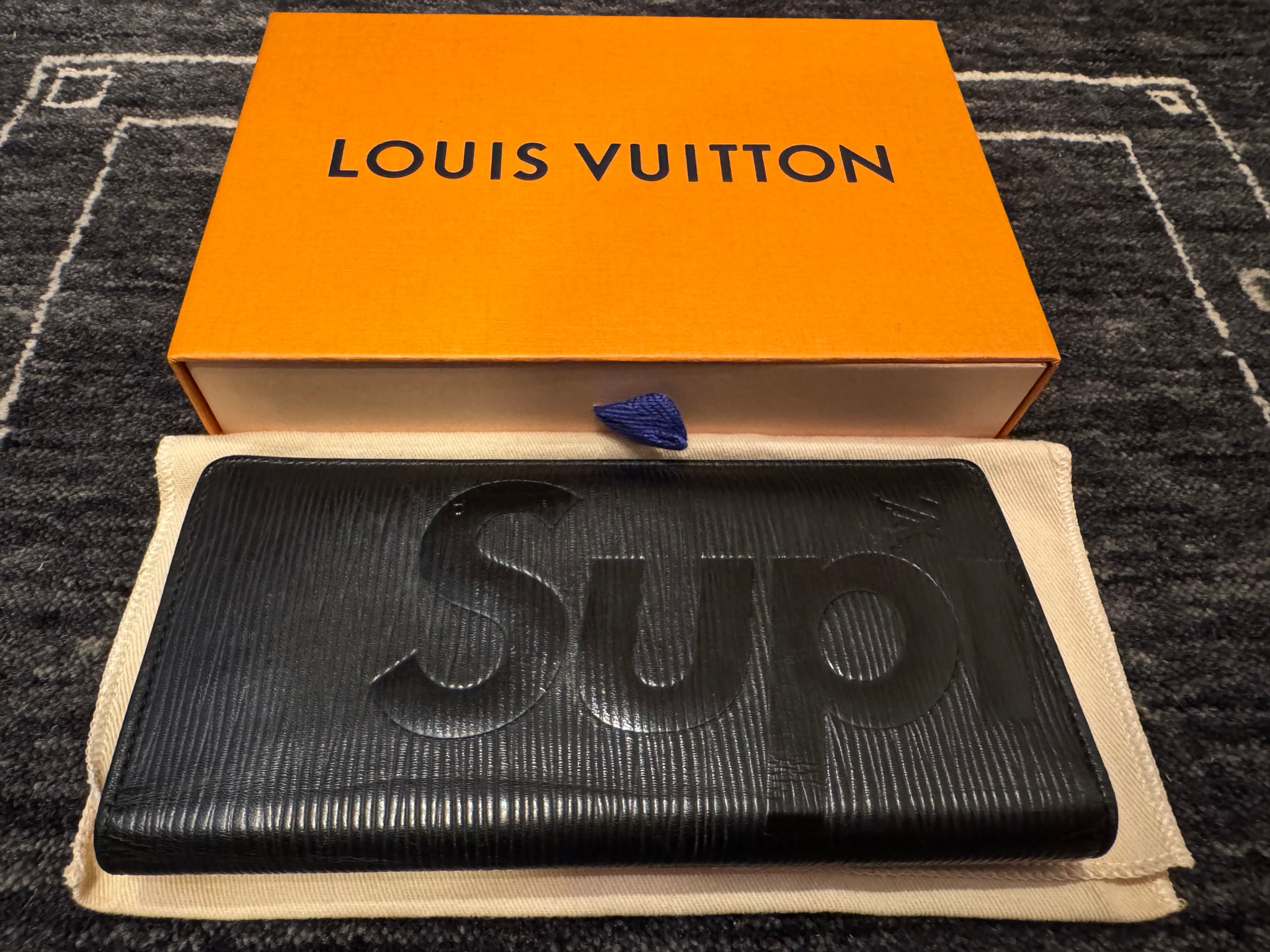 Supreme x Louis Vuitton Epi Portefeuille Brazza "Noir"