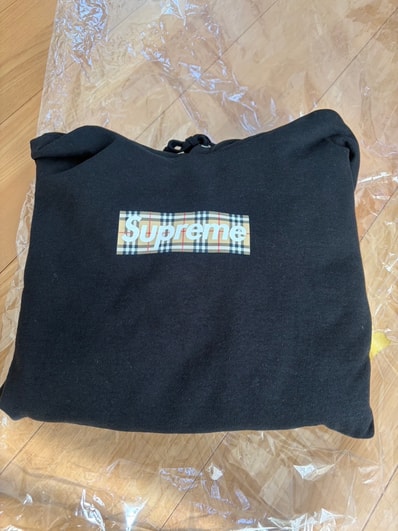 Supreme / Burberry Box Logo Hooded Sweatshirt "Black"