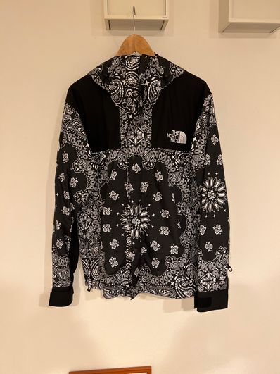 Supreme The North Face Bandana Mountain Parka "Black"