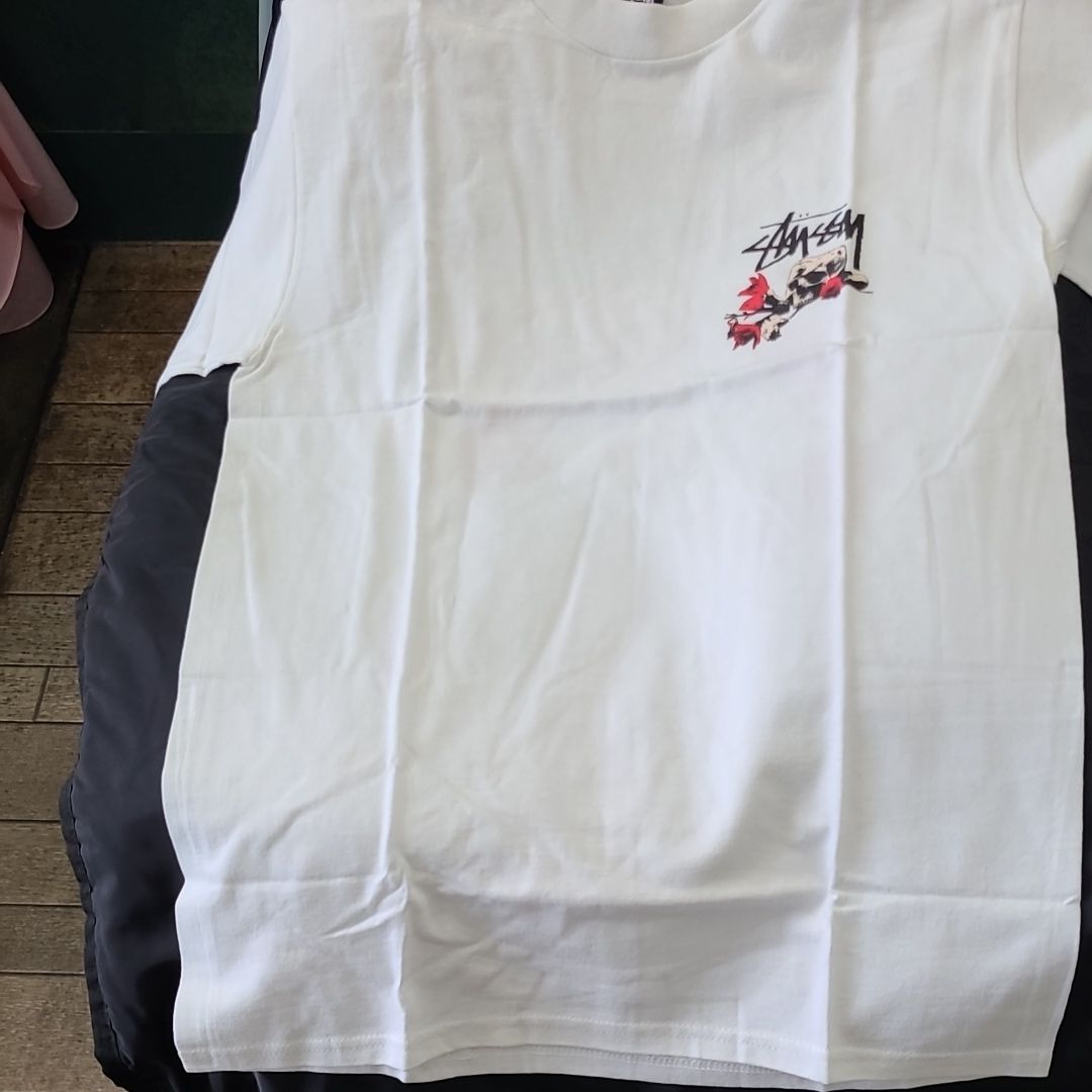 Stussy Tシャツ(1998~2013)花とドクロ