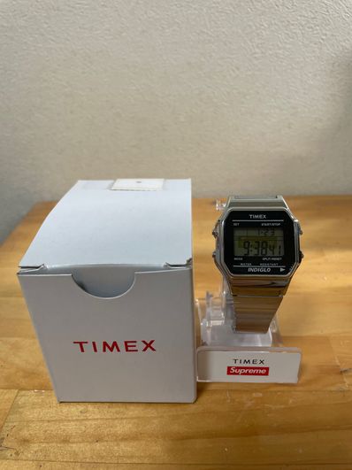 Supreme / Timex® Digital Watch "Silver"