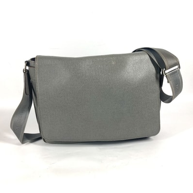 ルイヴィトン LOUIS VUITTON ロマンMM M32623 タイガ カバン 斜め掛け フラップ メッセンジャーバッグ ショルダーバッグ タイガレザー グラシエ グレー