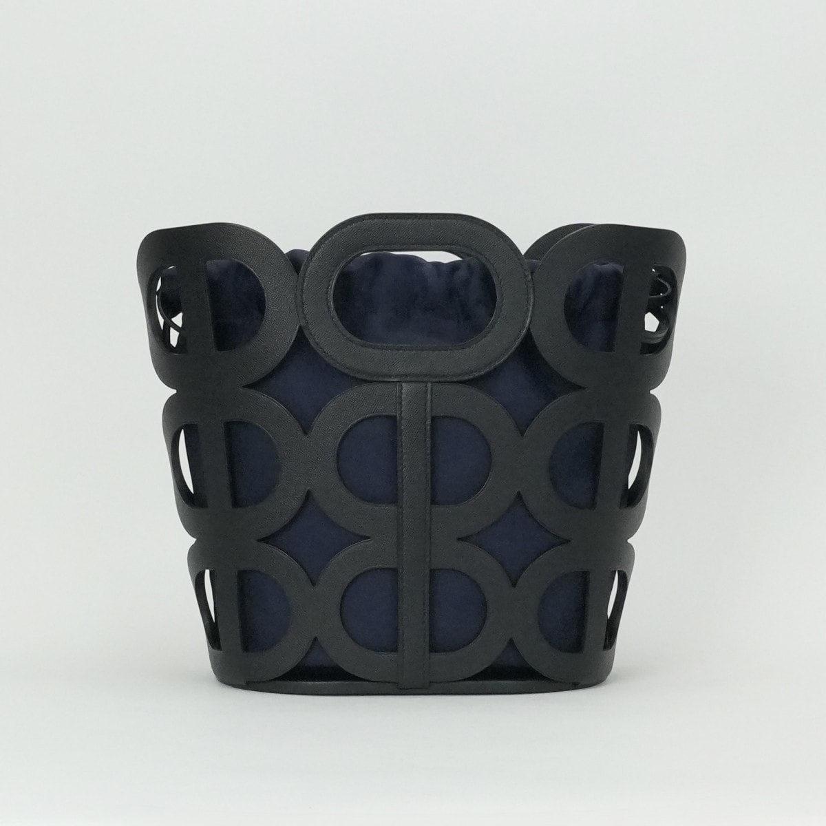 エルメス HERMES シェーヌダンクルバッグ シェーヌダンクル トートバッグ マダムカーフスキン シルク ノワール Noir ブラック Black ネイビー Navy 黒 紺 かごバッグ シェーヌダンクル