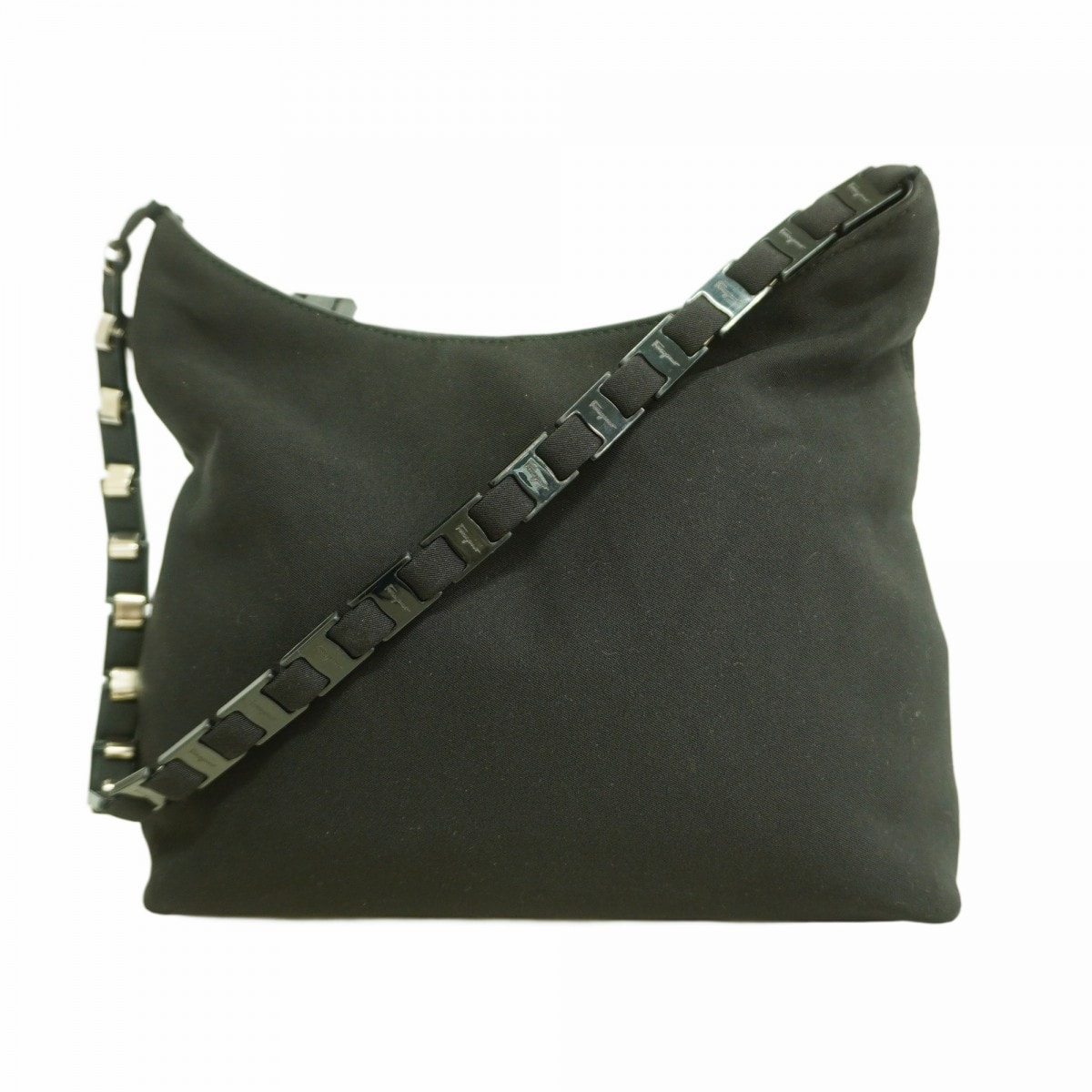 ★SALE【6cc4251】サルヴァトーレフェラガモ ショルダーバッグ ヴァラ キャンバス ブラック シルバー金具【中古】レディース