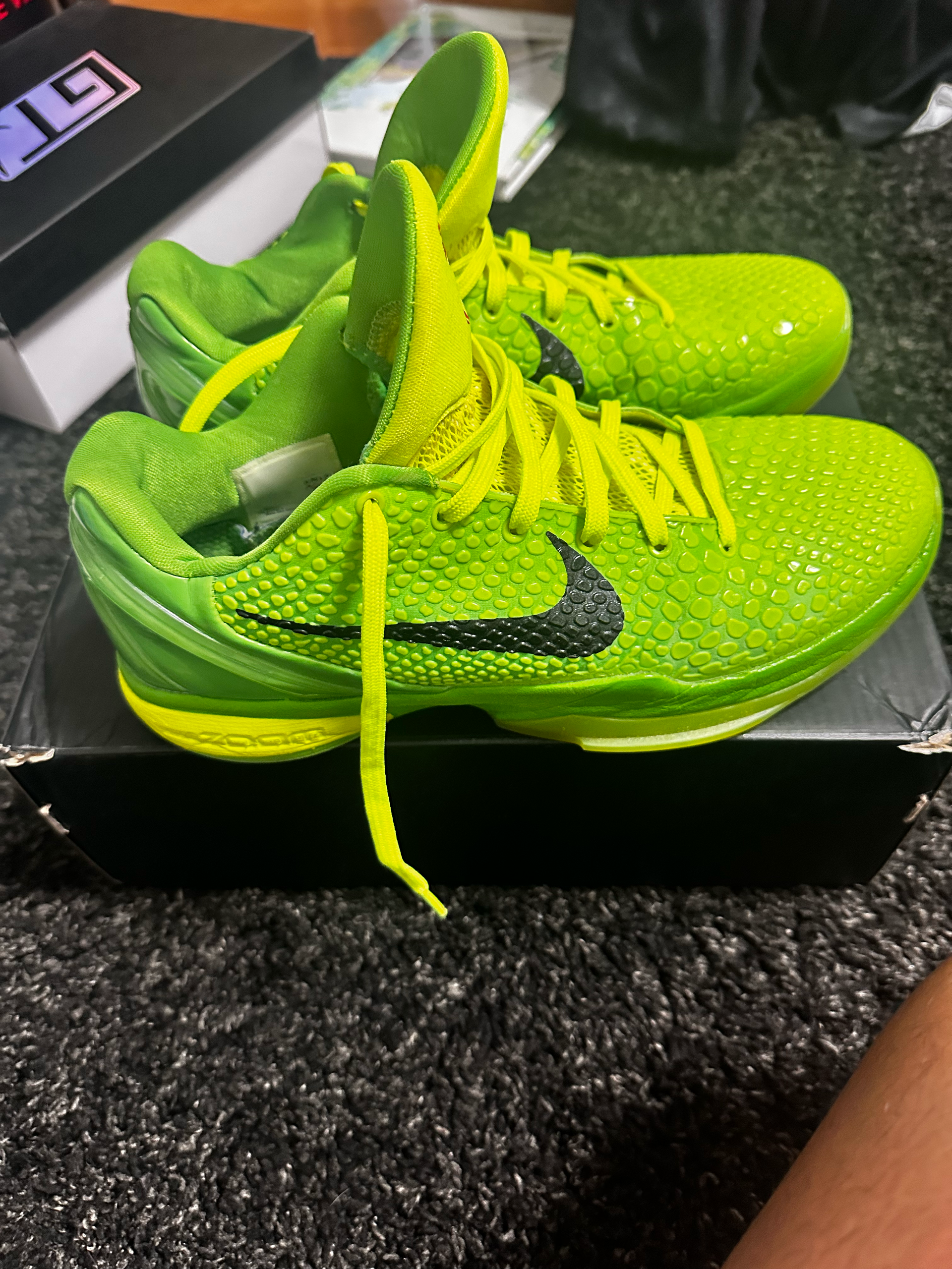 Nike Kobe 6 Grinch "Lime Green" (2010)