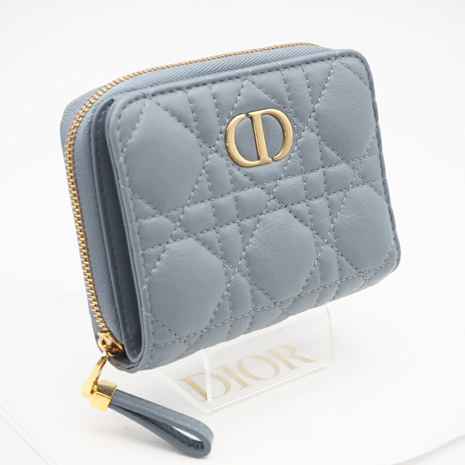 極美品 Dior ディオール カナージュ カーフスキン Dior Caro Scarlet ウォレット クラウドブルー S5032UWHC 二つ折り財布 ブルー カーフレザー レディース