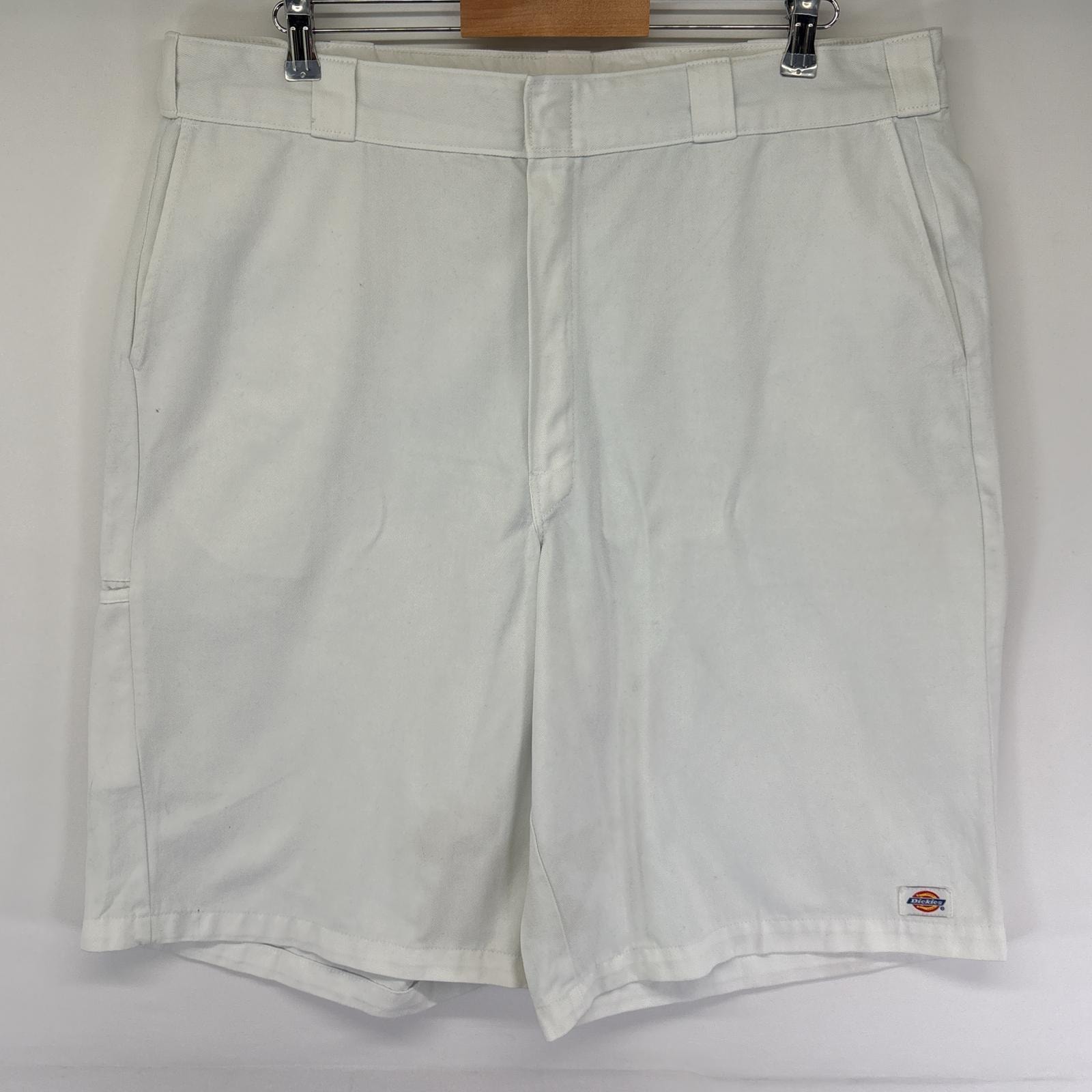 古着 ディッキーズ Dickies ショートパンツ ハーフパンツ カラーパンツ ワンポイントロゴ ワーク ショーツ 半ズボン ホワイト メンズ