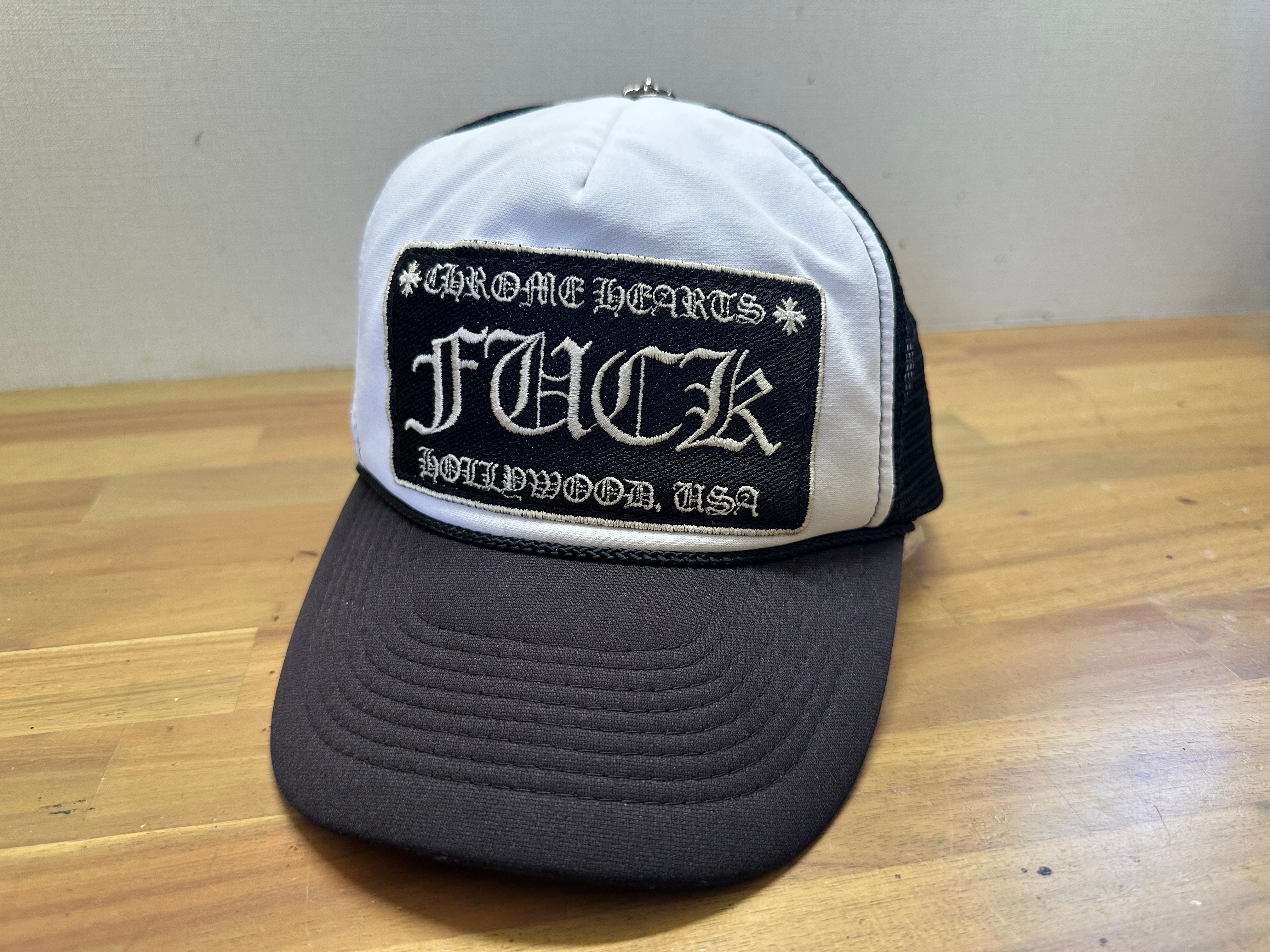 クロムハーツ トラッカー キャップ CH 