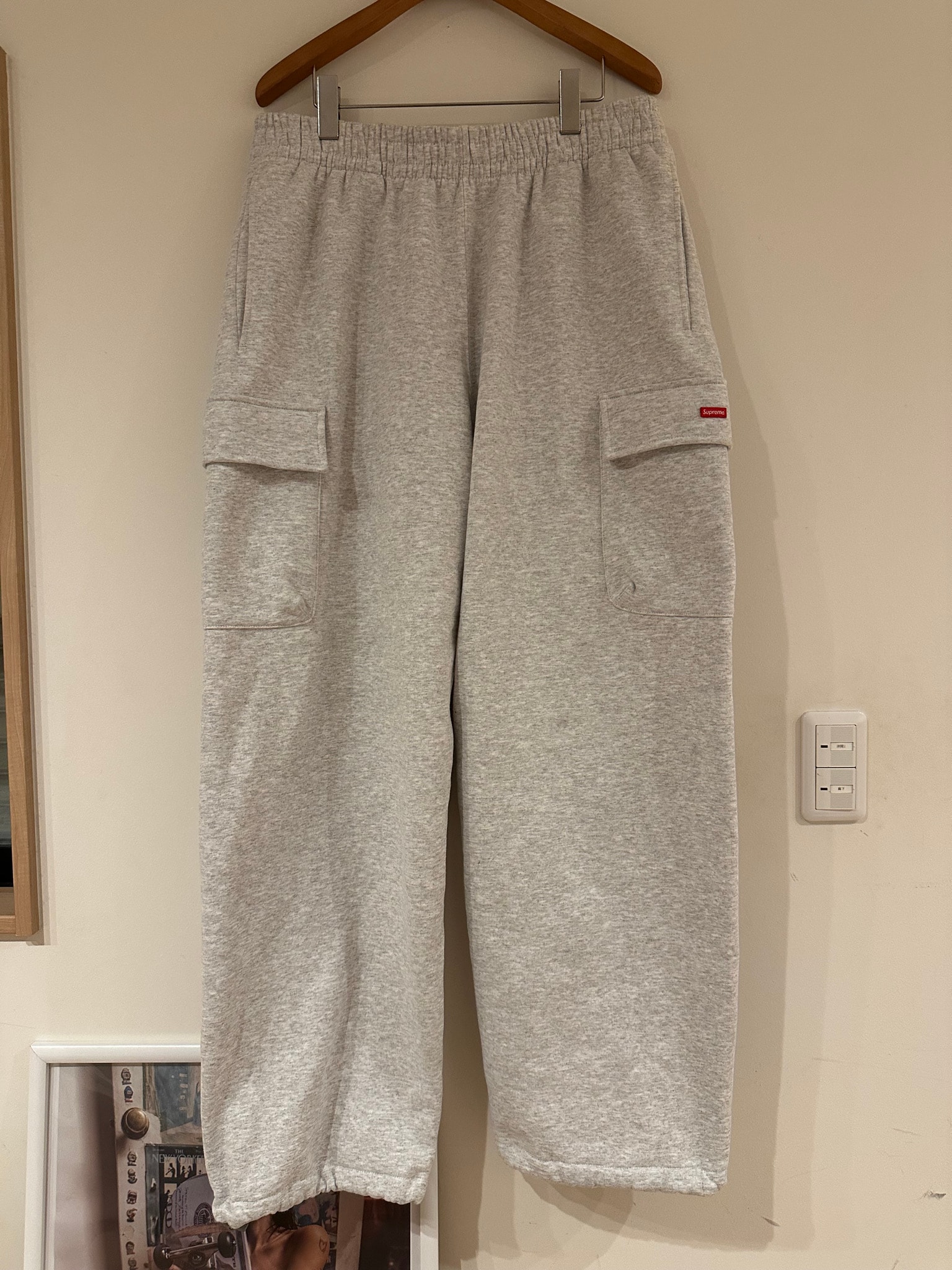 Supreme Small Box Cargo Sweatpant "Ash Grey"