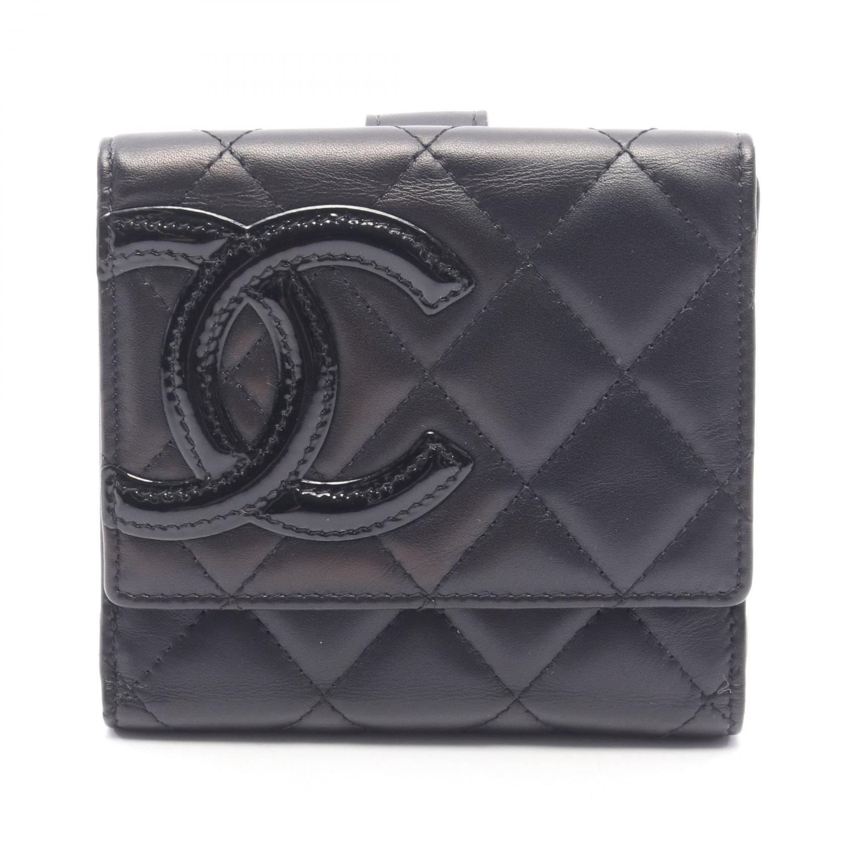 シャネル CHANEL カンボンライン Wホック財布 財布 レザー パテントレザー レディース ブラック系 【中古】