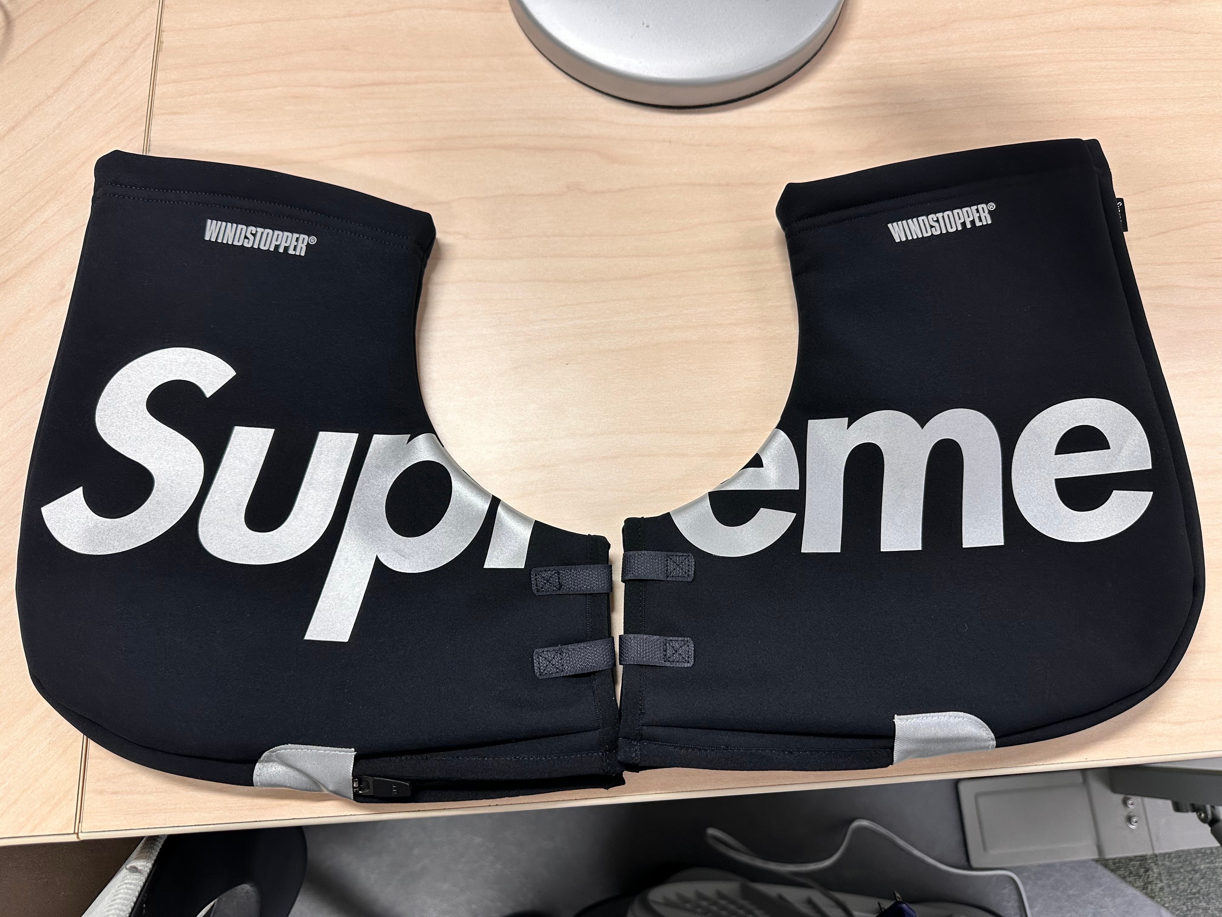 Supreme Windstopper Handlebar Mitts "Black"