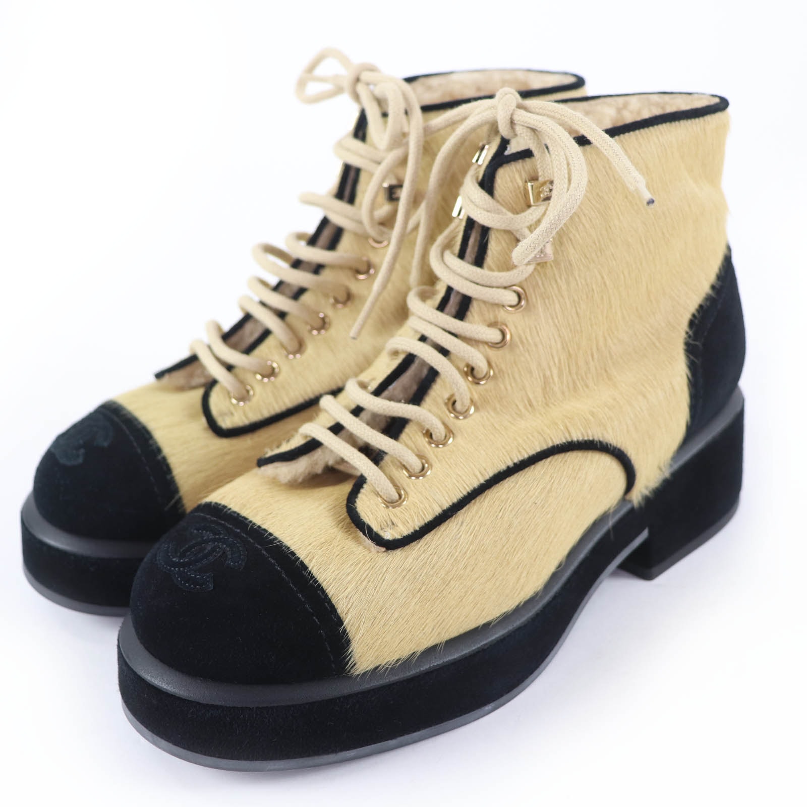 極美品 シャネル ショートブーツ ベージュ レディース 36 G39505