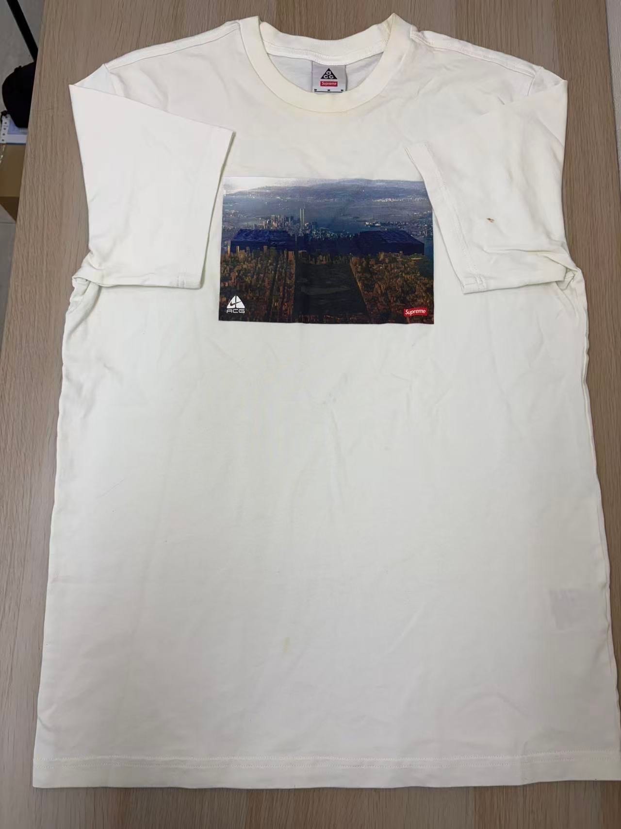 Supreme Nike ACG Grid Tee "White"