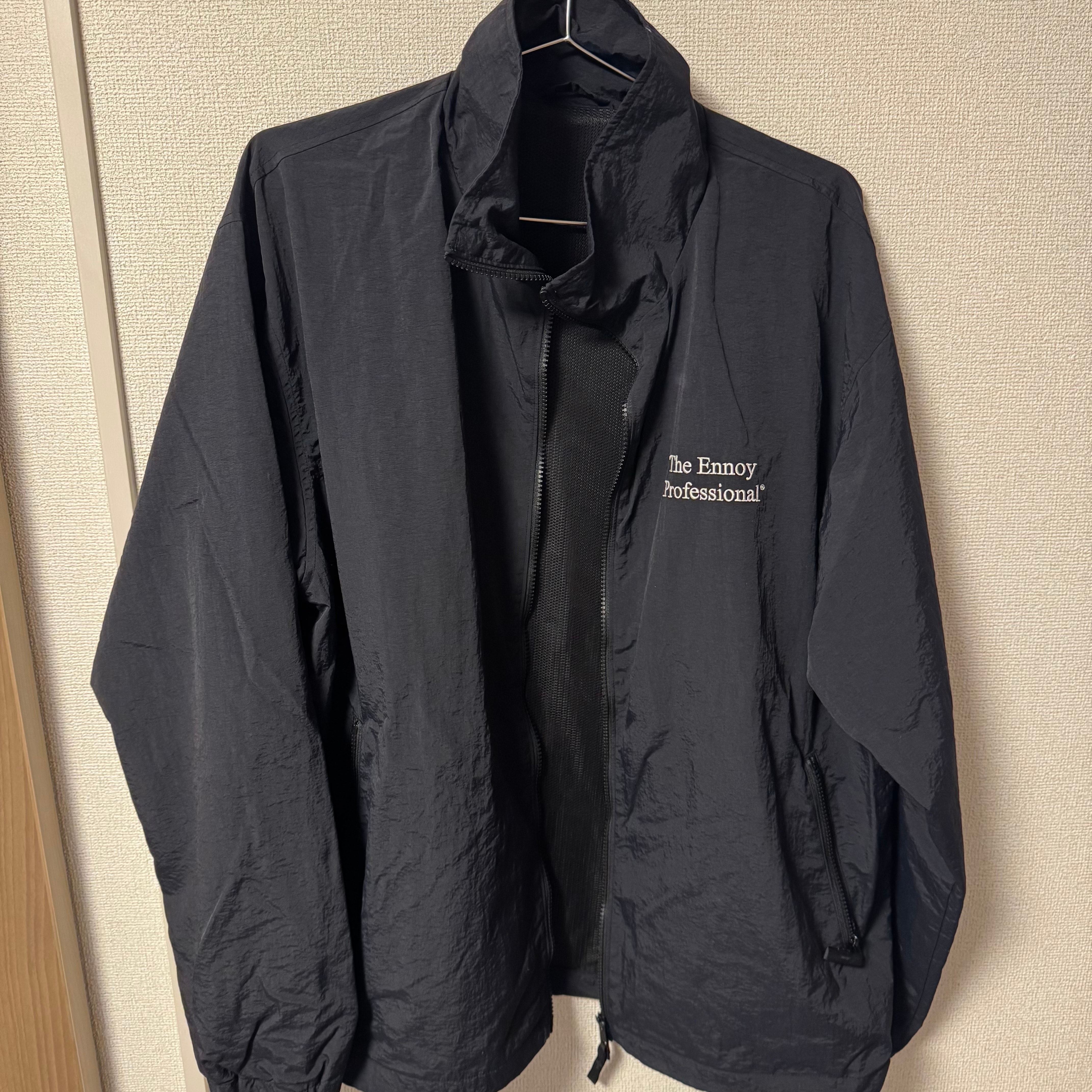 エンノイ 23AW スタイリスト私物 ナイロン トラックスーツ セットアップ "ブラック/ホワイト"