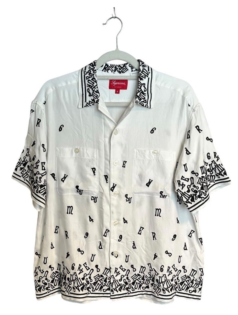 シュプリーム ヌーヴォー イムブロイダァド エスエス シャツ "ホワイト"