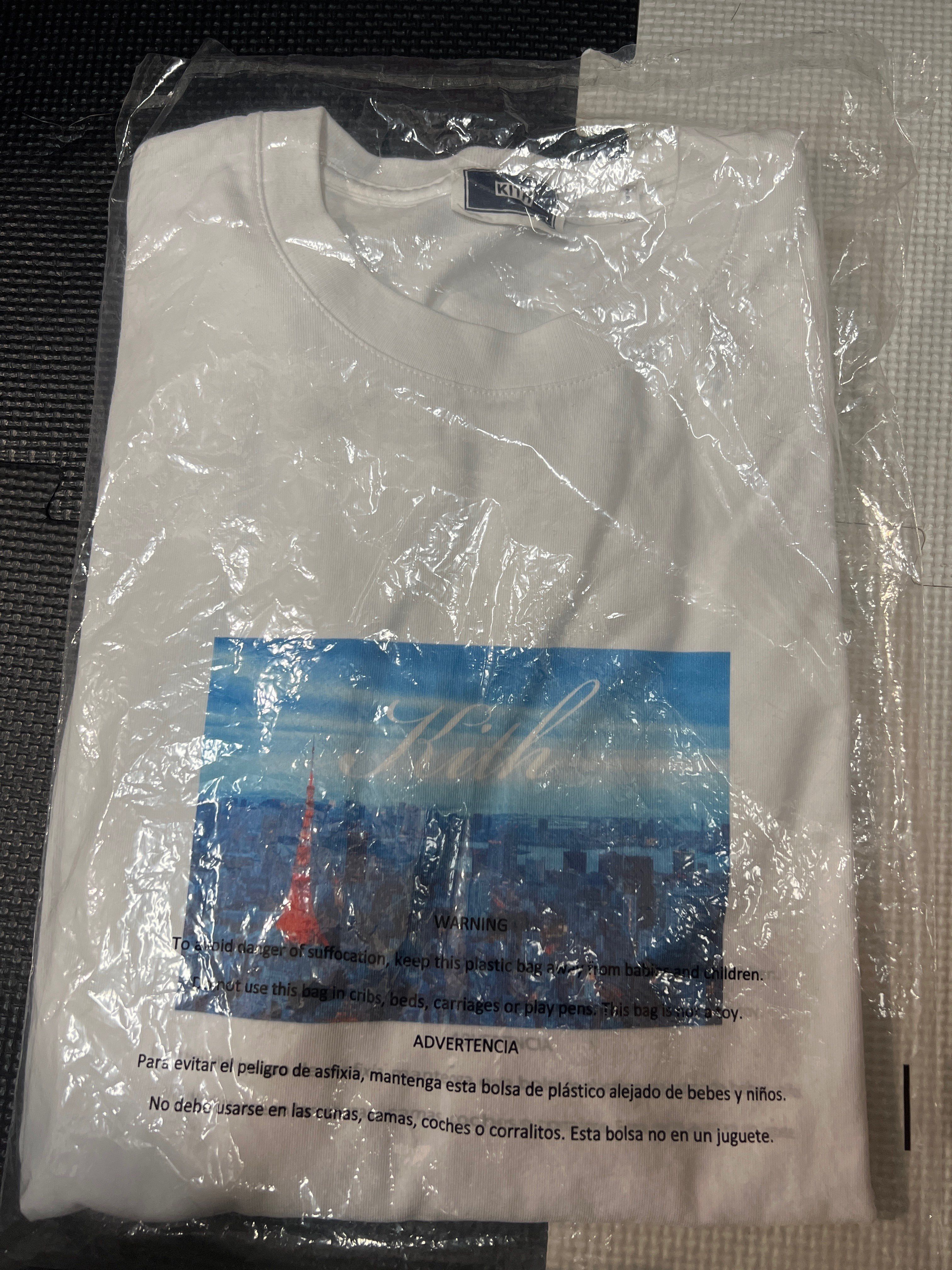 KITH TOKYO KSCRIPT TEE