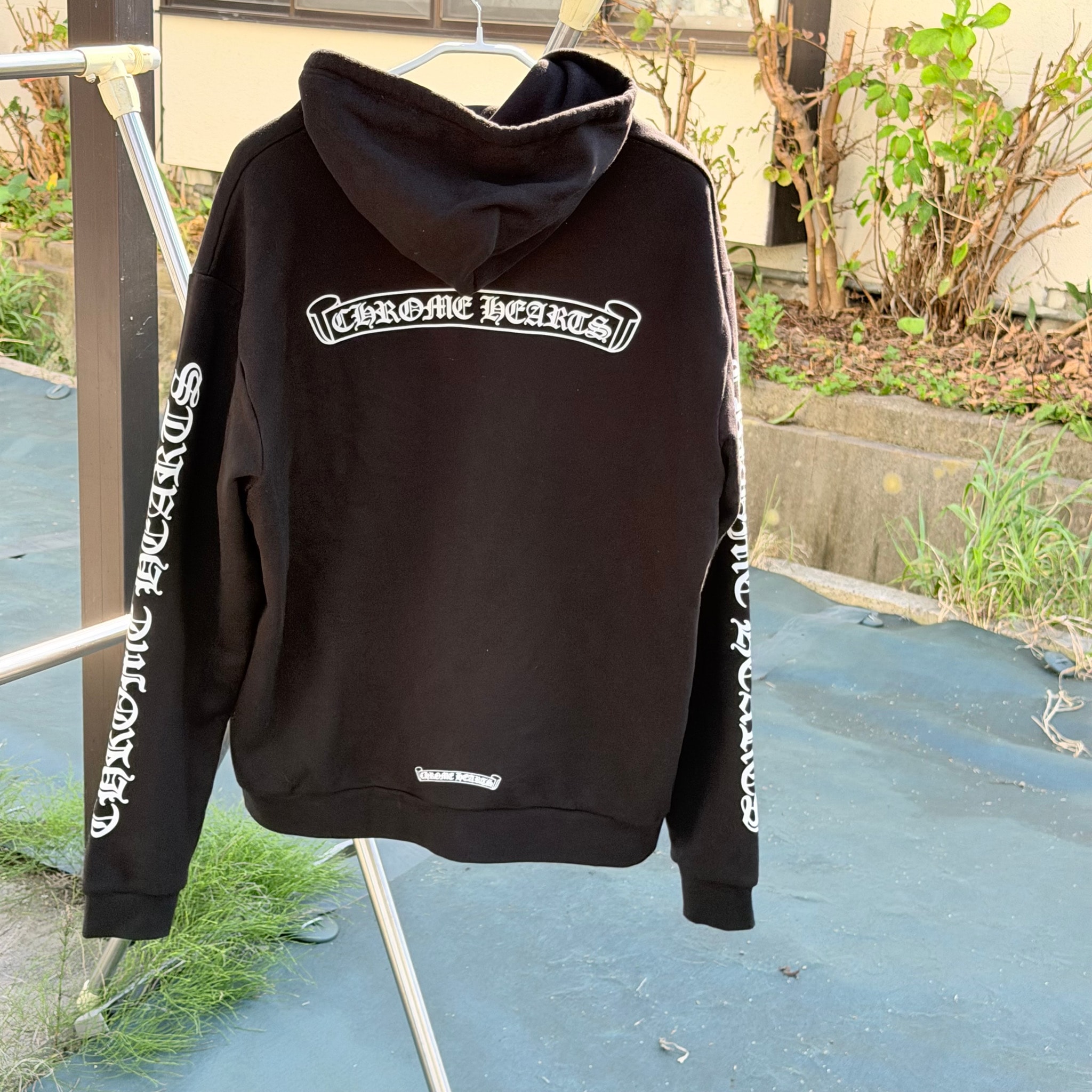 Chrome Hearts Back Scroll Logo Zip Hoodie "Black"