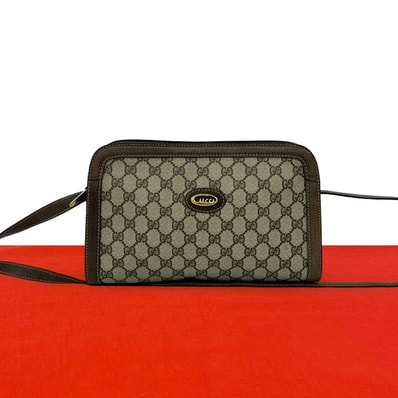 GUCCI グッチ GG 柄 ロゴ 金具 レザー PVC ショルダーバッグ ブラウン
63629
