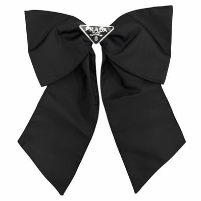 美品 プラダ トライアングルロゴ RE-NYLON リボンバレッタ 1IF163