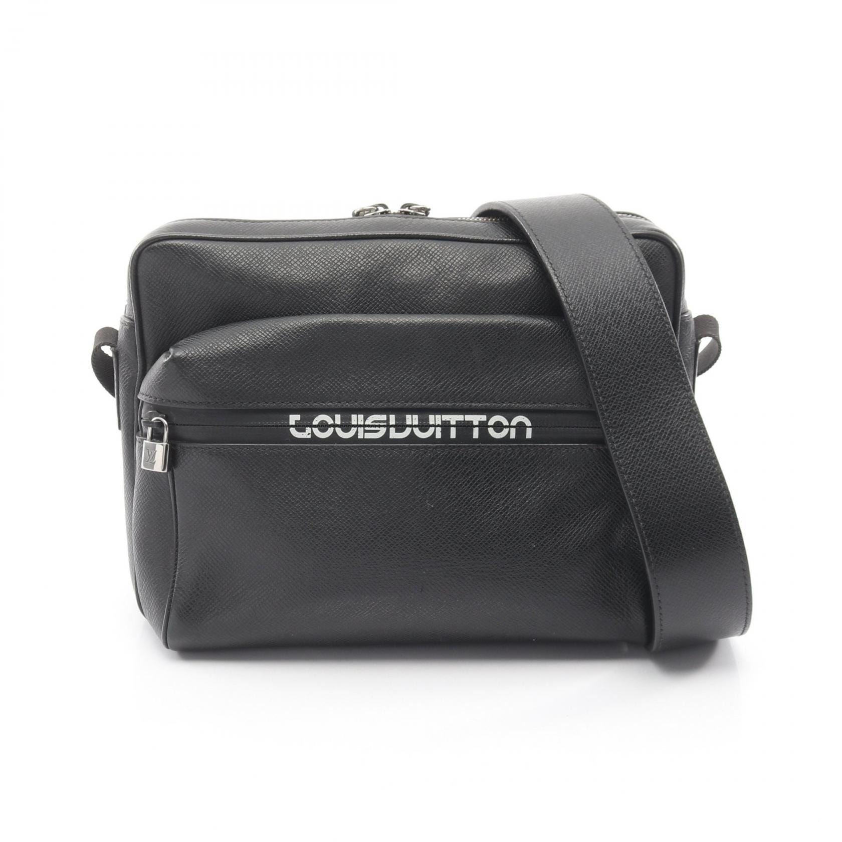 ルイ・ヴィトン LOUIS VUITTON メッセンジャーPM ショルダーバッグ バッグ レザー タイガ ノワール メンズ ブラック系 M31003 【中古】