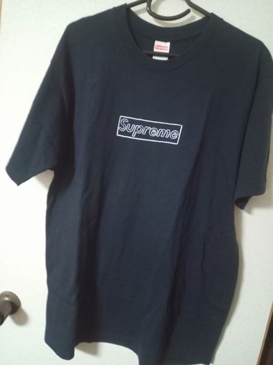 Supreme KAWS Chalk Logo Tee "Navy"