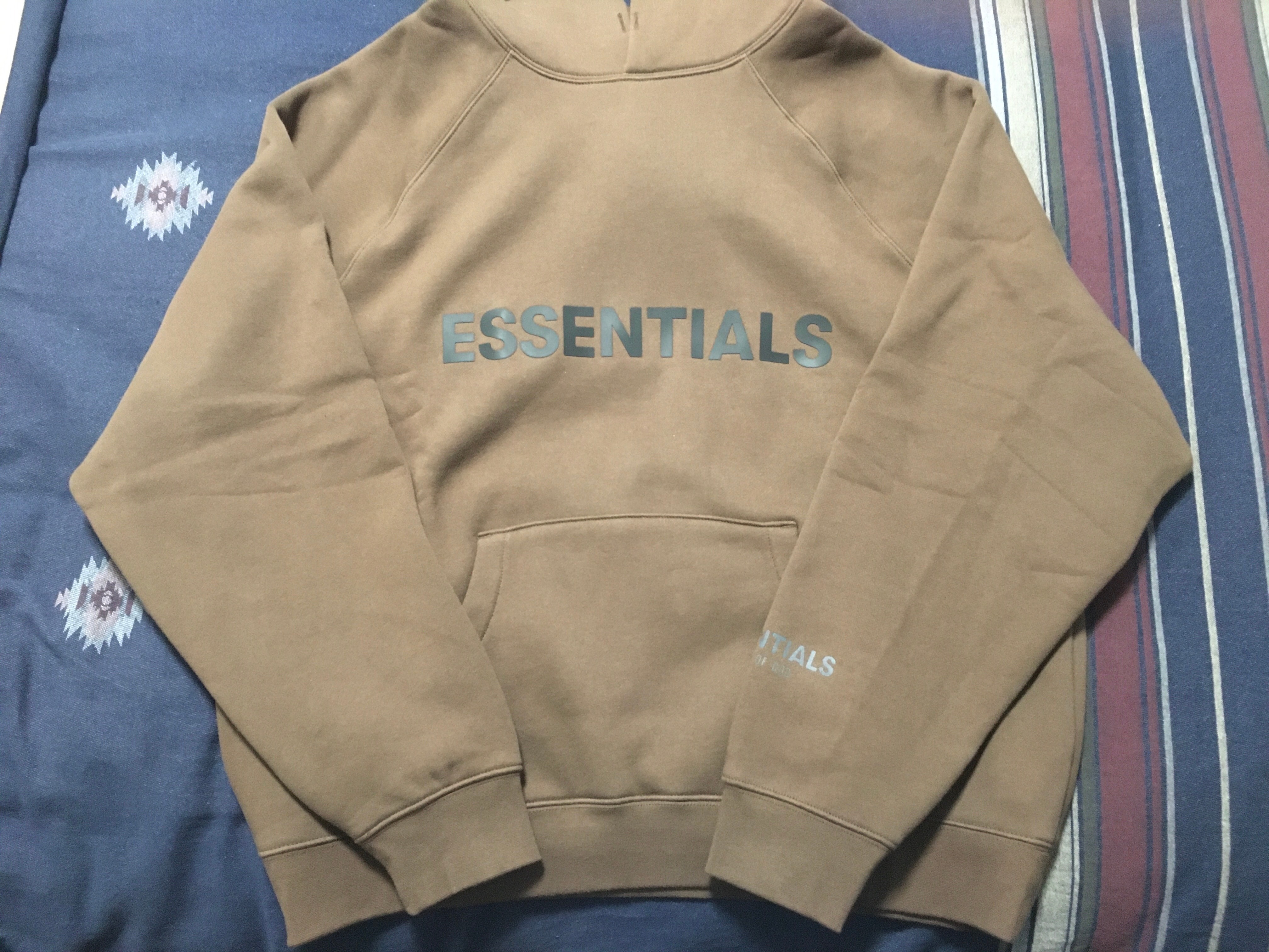 FEAR OF GOD ESSENTIALS / SSENSE 3D Silicon Applique Pullover Hoodie "Rain Drum"