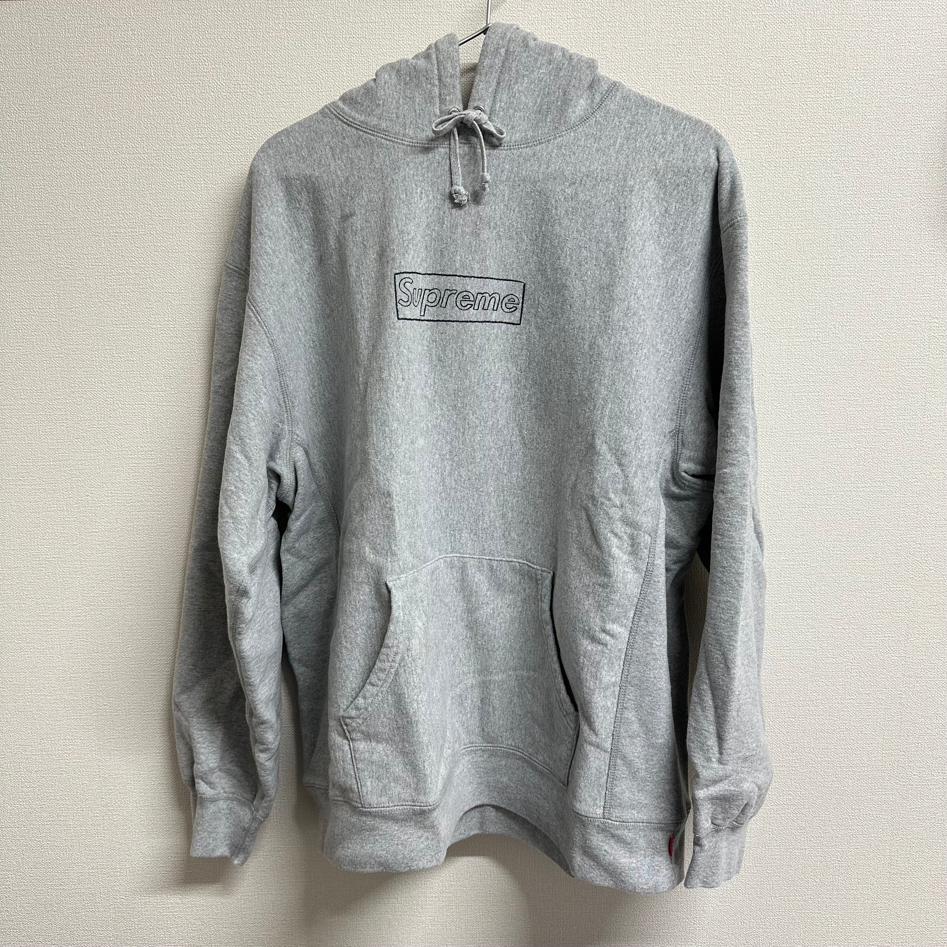 Supreme KAWS Chalk Logo Hooded Sweatshirt "Grey"(2021)