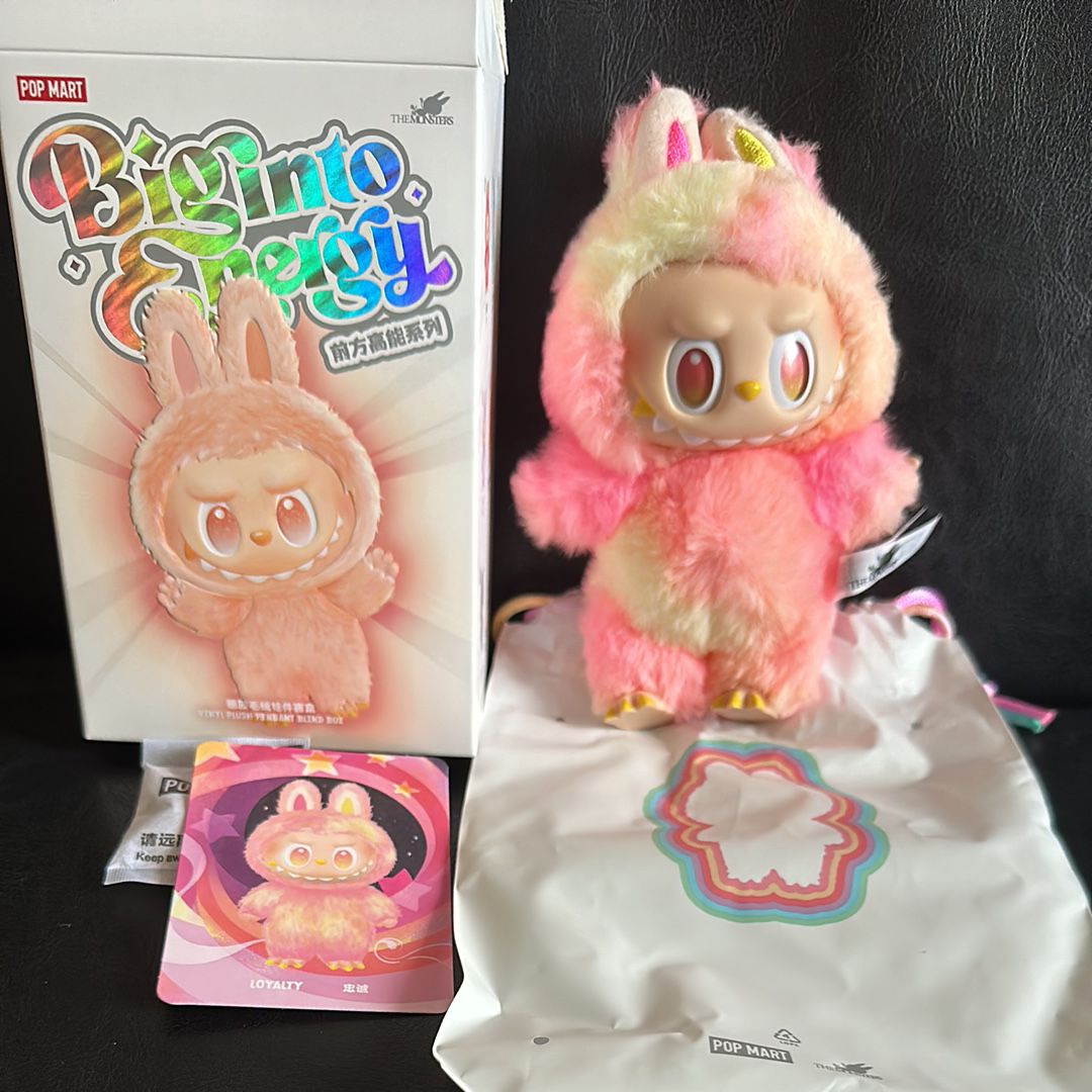 POP MART THE MONSTERS (LABUBU) Big into Energy Series Plush Pendant LOYALTY