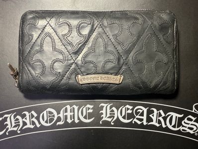 正規品!クロムハーツ CHROME HEARTS フレアキルティングウォレット