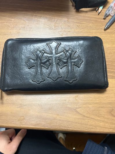 Chrome Hearts REC F Light Leather Zip Wallet / 3 Cemetary Cross "Black"