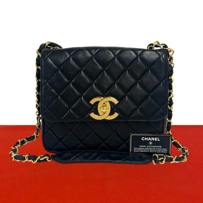 CHANEL シャネル マトラッセ ココマーク 金具 ラムスキン ショルダーバッグ ブラック
40724